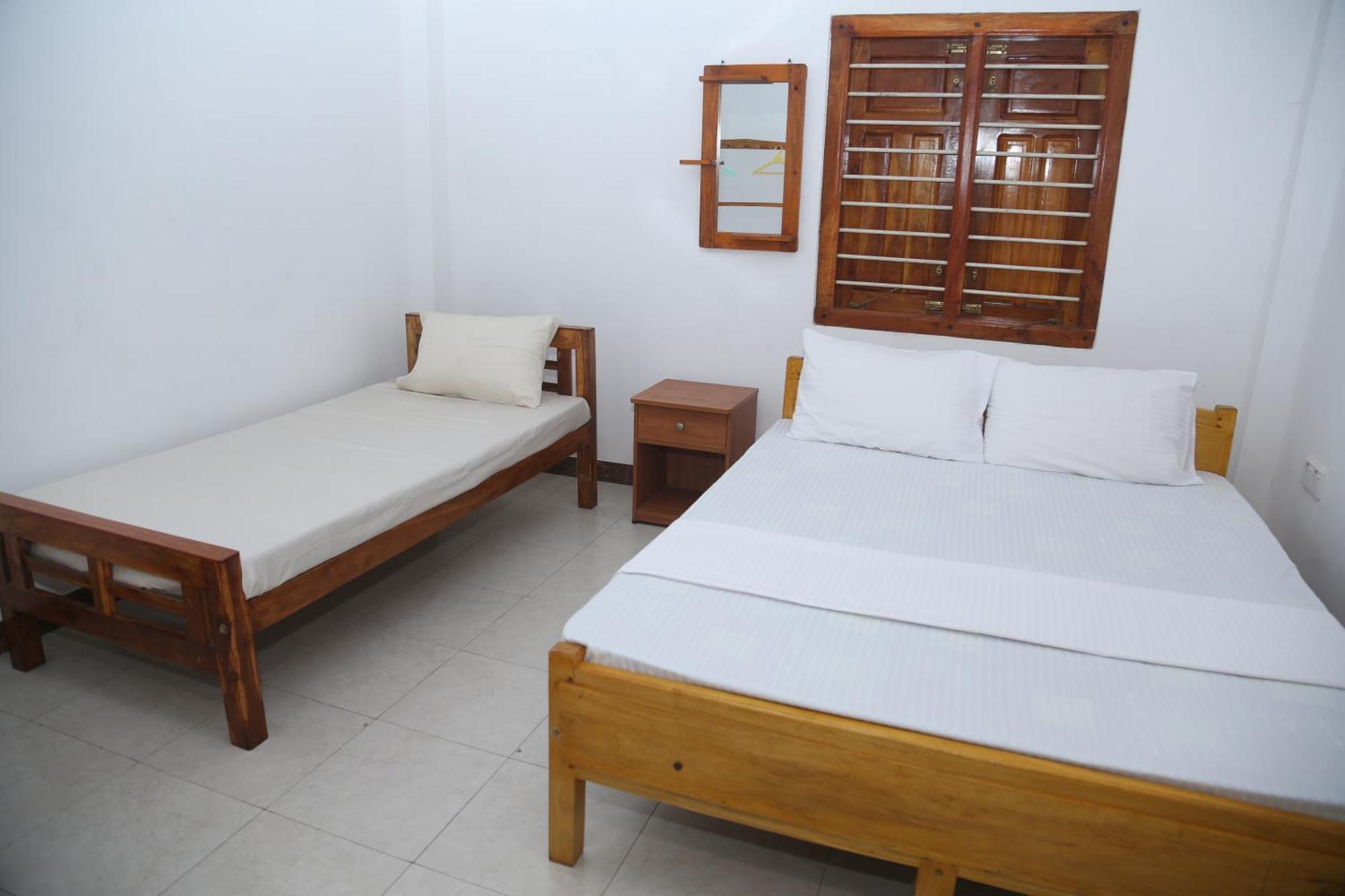 Rose Fort Homestay Jaffna Luaran gambar